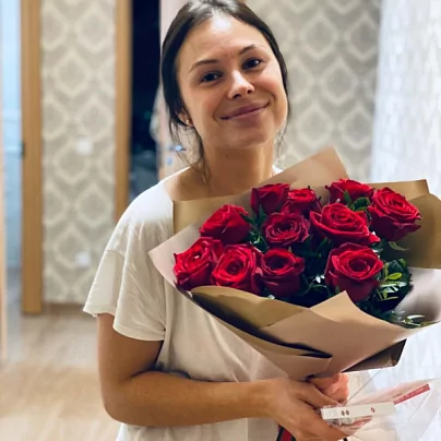 Наша очаровательная получательница букета Анастасия