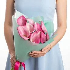 9 Розовых Калл