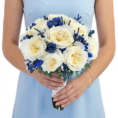 Букет невесты с белыми пионовидными розами