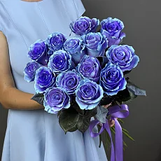 Букет живых цветов из 15 Синих Роз
