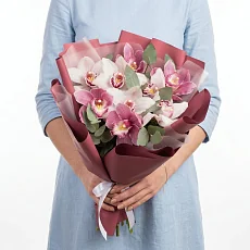 9 Белых и Розовых Орхидей