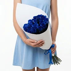 15 Синих роз в упаковке