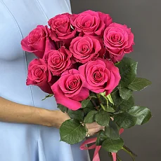 Букет из 9 розовых роз эквадор