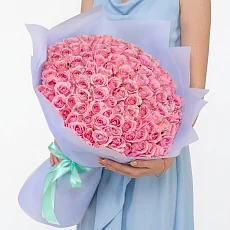 Розы нежно розовые в пленке