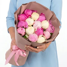 15 Нежных Пионов