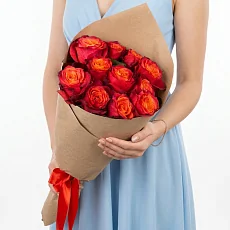 11 рыжих роз