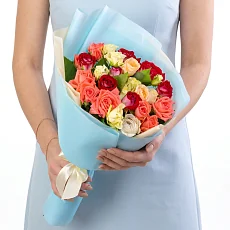 11 Кустовых Роз Микс в упаковке