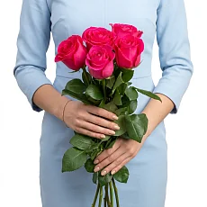 5 Ярких роз