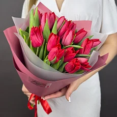 Букет из Красных Тюльпанов 15 шт