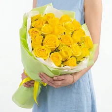 Букет из 21 желтой розы