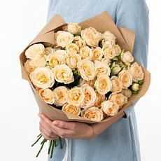 Кремовые розы