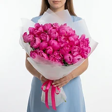 25 Малиновых Пионов