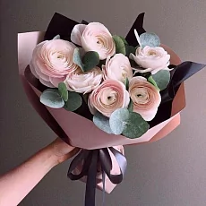 7 Нежных Розовых Ранункулюсов