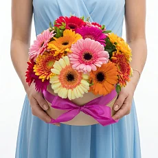 21 Разноцветная Гербера в коробке