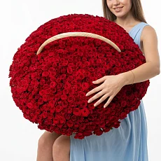 Цветы в корзине 1001 Красная роза Эквадор