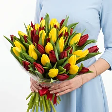 45 Желтых и Красных пионовидных Тюльпанов