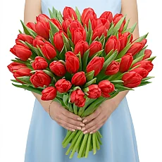 Букет из 51 Тюльпанов красного цвета