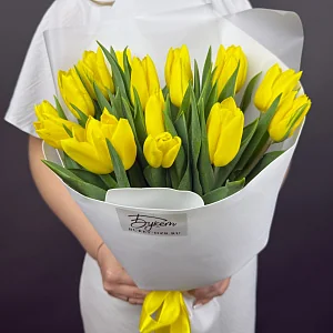 Букет 17 Желтых тюльпанов