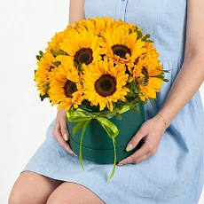 11 Подсолнухов в шляпкой коробке