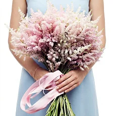 Букет невесты из астильбы