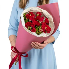 5 Красных Роз в упаковке