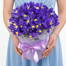 15 Синих Ирисов в коробке