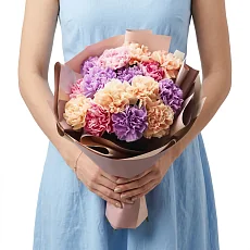 Композиция 15 Нежных Гвоздик