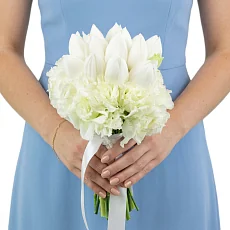 Букет невесты с тюльпанами и эустомой