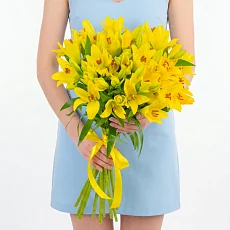 Букет 15 Желтых Лилий