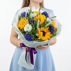 Подсолнухи и гиацинты