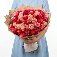 Букет Гранатовый браслет 51 роза (40 см)