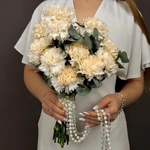 Свадебный букет из белых диантусов