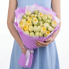 15 Кустовых Пионовидных Желтых Роз