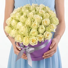 Цветочная композиция из 25 Кенийских роз в коробке