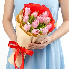 11 Нежных тюльпанов