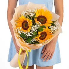 Букет “Подсолнух, зелень, гипсофила”