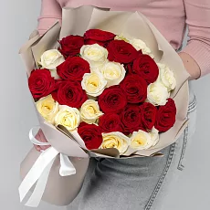 Букет из Красных и Белых Роз