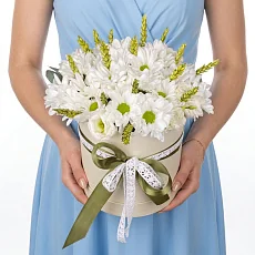 Коробка с Кустовой хризантемой и колосками