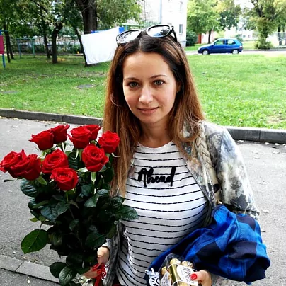 Наша очаровательная получательница букета Анастасия