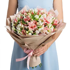 35 Разноцветных Альстромерий