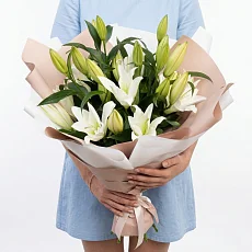Букет белых Лилий 7 шт