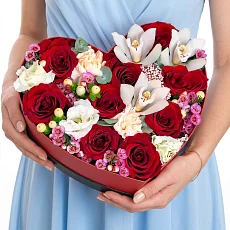 Шляпная коробка "Наша любовь"