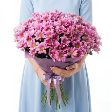 Букет из кустовых хризантем в розовом цвете