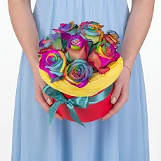 9 Радужных Роз в коробке