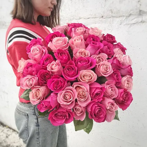 Живые цветы Розовые и Малиновые Розы