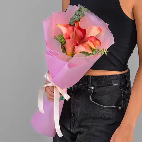 Букет 5 Калл в упаковке