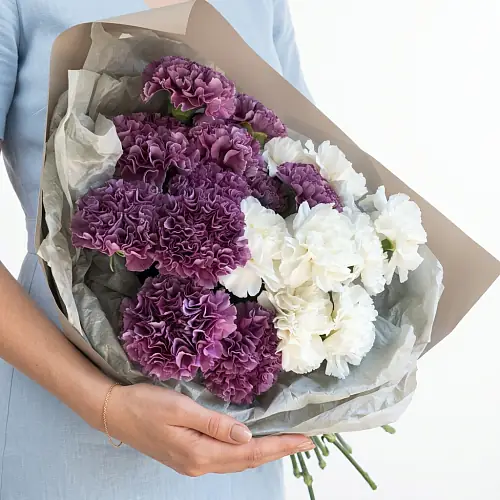 21 Белая и Фиолетовая Гвоздика