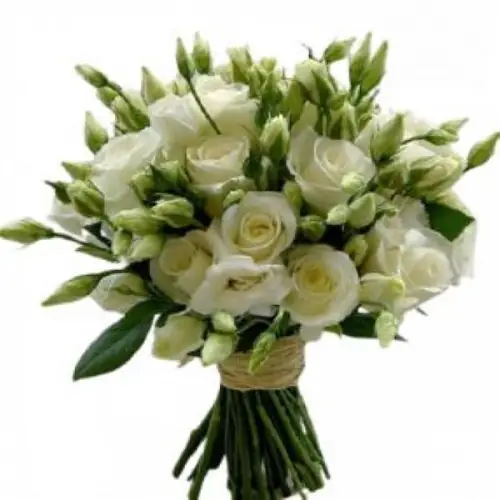 Букет невесты из кенийских роз и  эустомы 