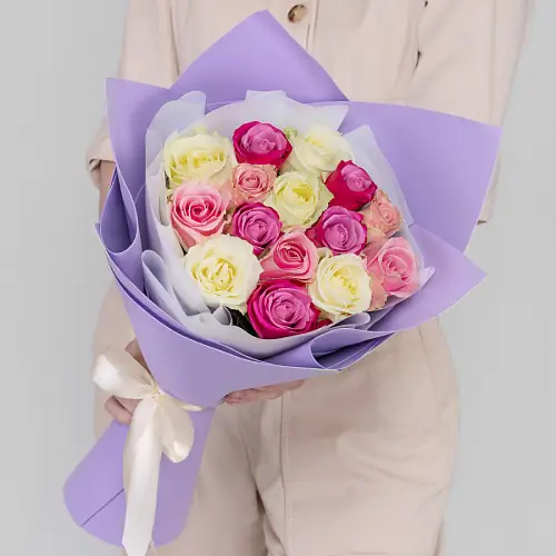 15 Разноцветных Кенийских роз 