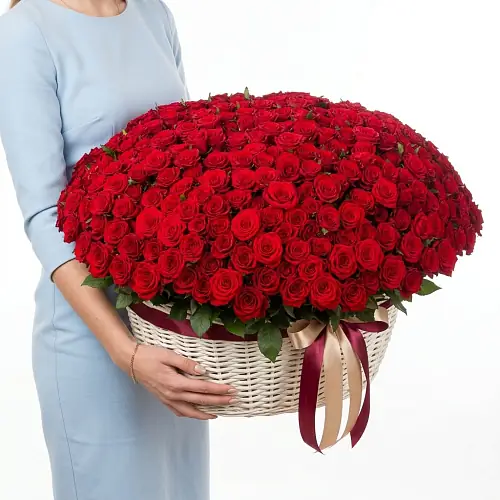 501 Красная Роза в корзине
